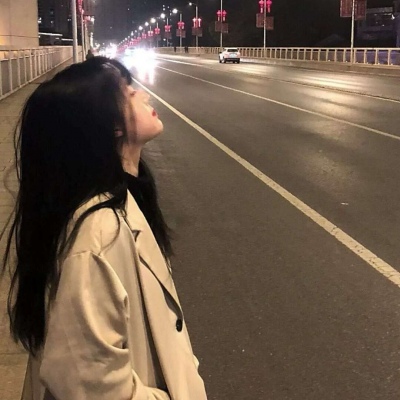 好看流行的优质诡异惊悚的情侣头像女生头像女生头像图片