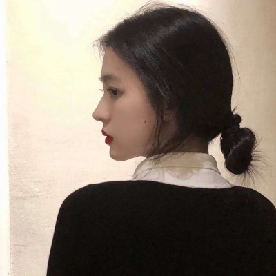 漂亮好看的优质超酷卡通女生头像2015图片