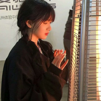 漂亮好看的优质超酷卡通女生头像2015图片