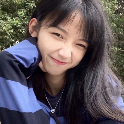 高清好看的优质女生用手机遮脸霸气头像图片