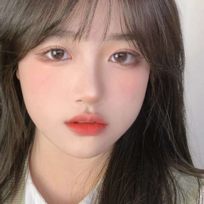 最新qq微信女生带狗头像图片