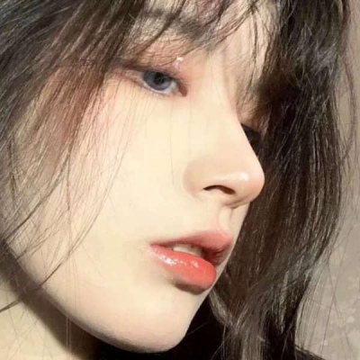 高清略带遗憾的优质好看头像女生头像干净御姐侧脸图片