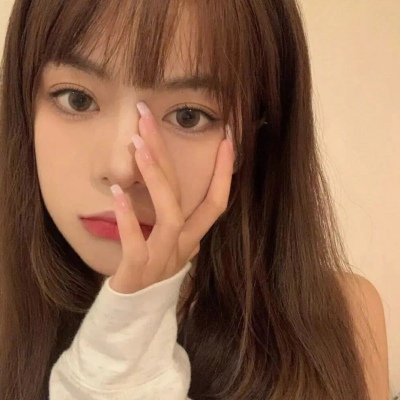 高清优质女生微笑头像大全图片