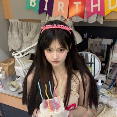 高清优质女生微笑头像大全图片