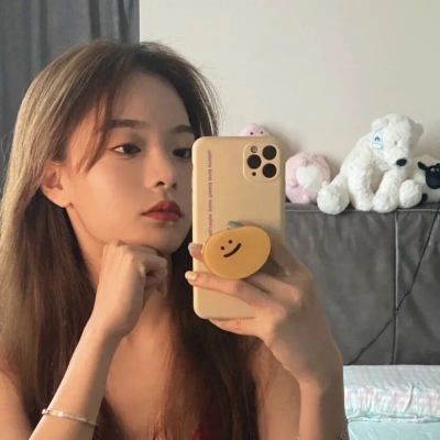 高清优质女生微笑头像大全图片