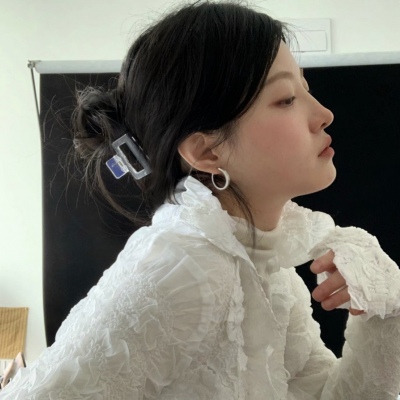 高清优质女生微笑头像大全图片