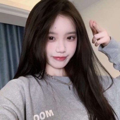 优质咬唇头像女生头像图片