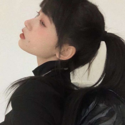 优质混网女生阳台侧脸头像图片