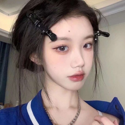 优质混网女生阳台侧脸头像图片
