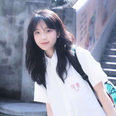优质混网女生阳台侧脸头像图片