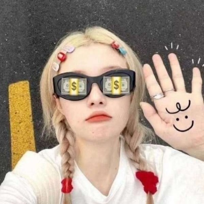 高清好看的微信头像女生卡通手绘简约图片