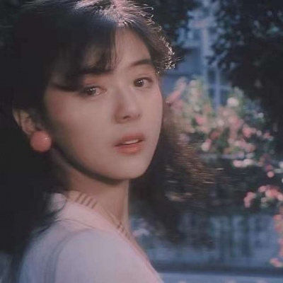 高清好看的微信头像女生卡通手绘简约图片