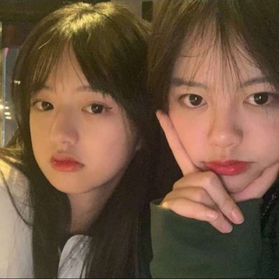 高清超火的闺蜜暖系头像女生图片