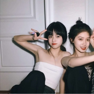 高清抖音超火闺蜜qq女生唯美非主流头像带字伤感图片图片