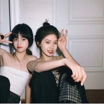 高清抖音超火闺蜜qq女生唯美非主流头像带字伤感图片图片
