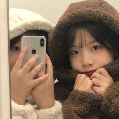 ins超火的闺蜜精选女生头像遮脸图片