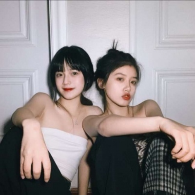 ins超火的闺蜜精选女生头像遮脸图片