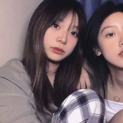 ins超火的闺蜜精选女生头像遮脸图片