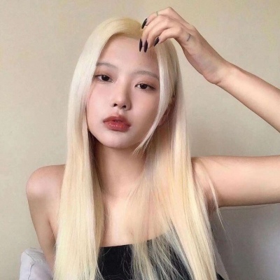 让人心动撩人的真人头像情侣头像女生强男生弱图片