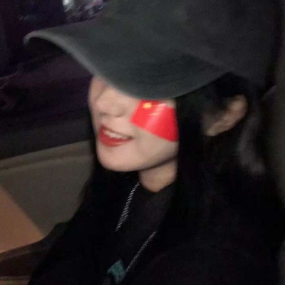让人心动撩人的真人头像情侣头像女生强男生弱图片