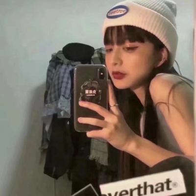 优质qq头像高清图片锁骨发的女生头像图片