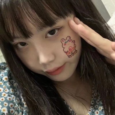 优质qq头像高清图片锁骨发的女生头像图片