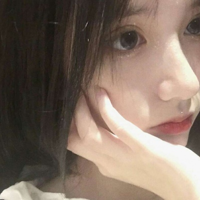 每截一张图都是优质头像唯美短发意境图片女生头像背影图片大全图片