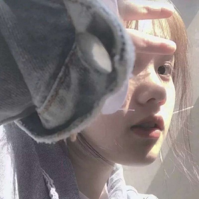 每截一张图都是优质头像唯美短发意境图片女生头像背影图片大全图片