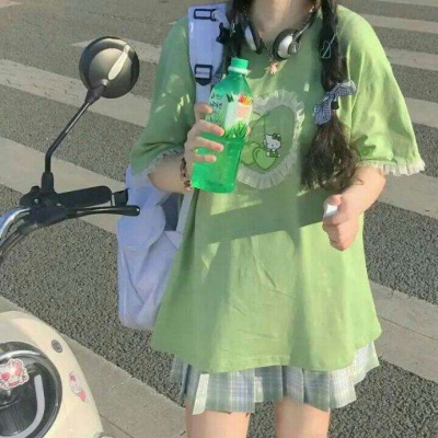 你们最喜欢的原谅色qq头像高冷霸气动漫女生头像背影头像图片