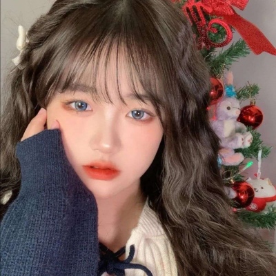 高清海王妹妹傍晚路灯女生头像图片