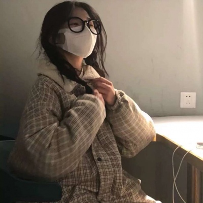 海王短发欧美黑白头像女生霸气头像图片