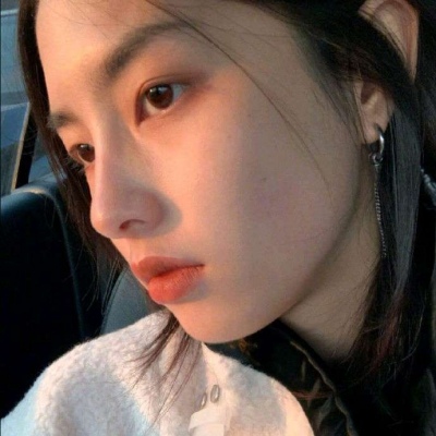 20岁玩貂蝉女生的头像图片