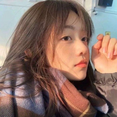 20岁玩貂蝉女生的头像图片