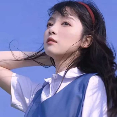 高清清纯的青涩唯美qq头像女生可爱带相框图片