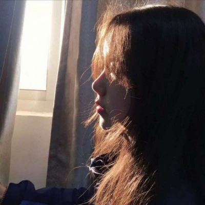 高清好看的怼脸曝光霸气女生头像真人长图图片