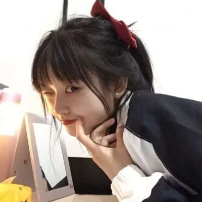 优质头像 女生卡通背影图片