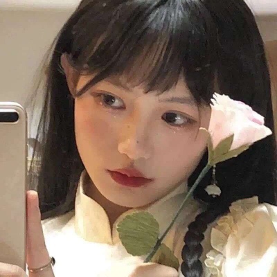 优质头像 女生卡通背影图片