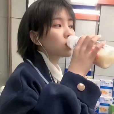 优质干净头像图片女生近照脸部图片