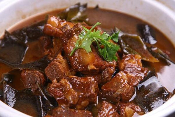 炖排骨的家常做法 教你3个秘诀清炖排骨肉嫩多汁图片