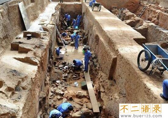 揭秘秦始皇陵墓15大惊天之谜，发掘43年无人敢开馆图片