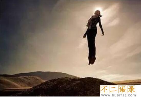 揭秘人体悬浮术之谜，不借助外力悬空身体(罕见超能力)图片