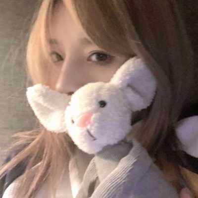 微信优质真人动漫活泼可爱女生头像白咲花图片