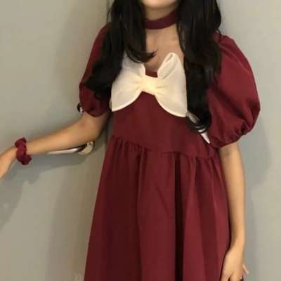 适合过年喜庆的可爱动漫头像女生微丧图片