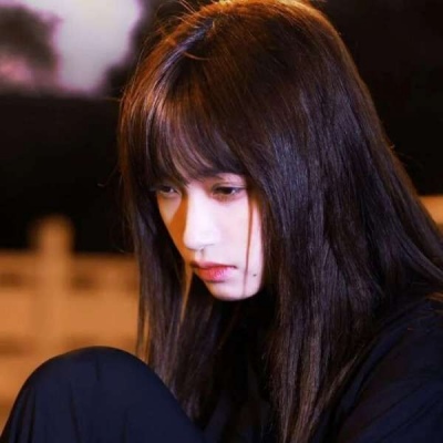 高清好看的朱砂痣萌系难过头像女生图片
