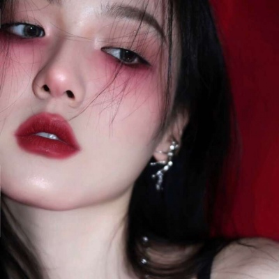 高清好看的朱砂痣萌系难过头像女生图片