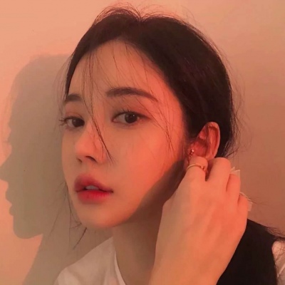 高清优质的2021闺蜜真人头像女生小女孩婚纱图片