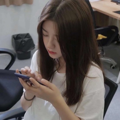 小红书头像好看的黑90后杀马特头像女生图片