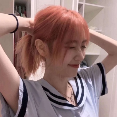 高清小红书的烟火的女生头像图片