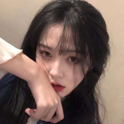 高清小红书的烟火的女生头像图片