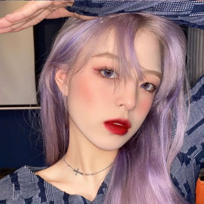 高清小红书的烟火的女生头像图片